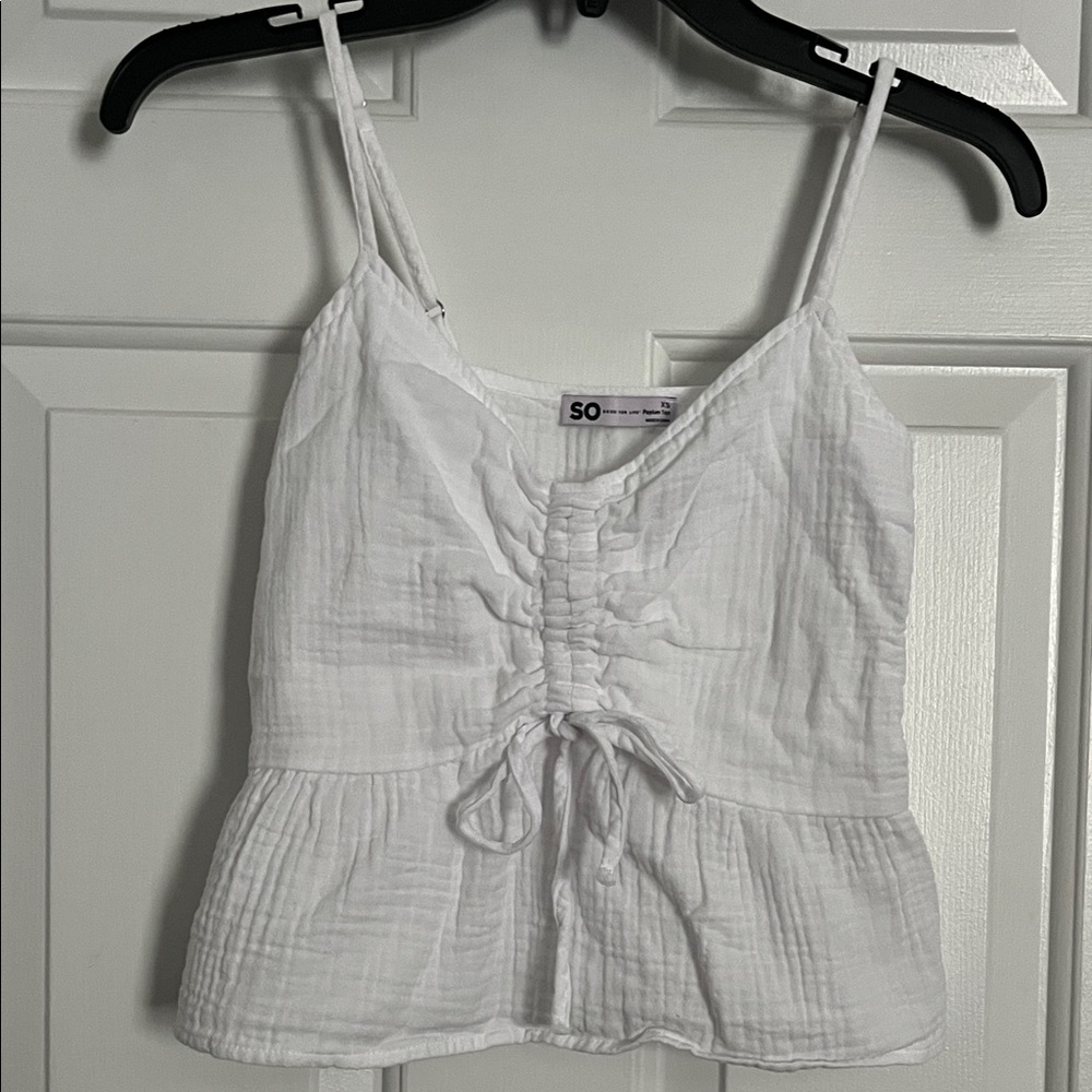 SO Women's White Ruched Peplum Top